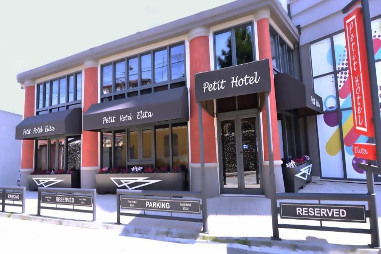 Petit Hotel Elita Szkodra Zewnętrze zdjęcie