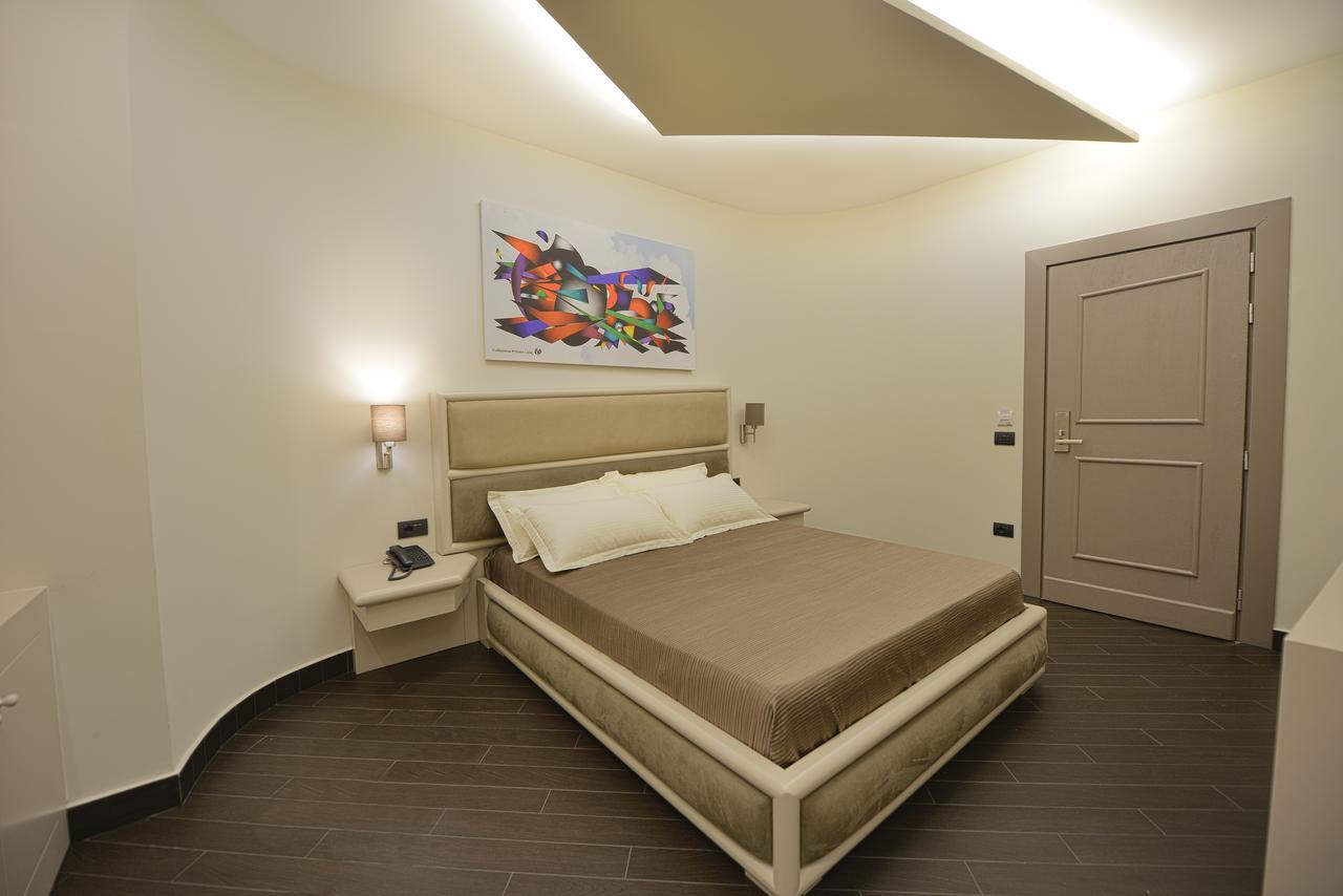 Petit Hotel Elita Szkodra Zewnętrze zdjęcie