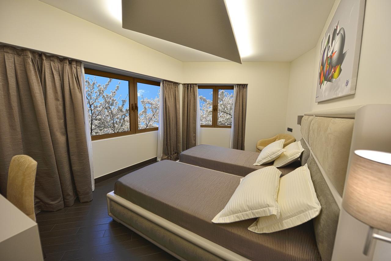 Petit Hotel Elita Szkodra Zewnętrze zdjęcie